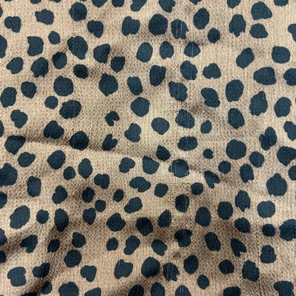 Old Navy Brown and Black Spotted V-Neck Blouse - Picture 3 of 3